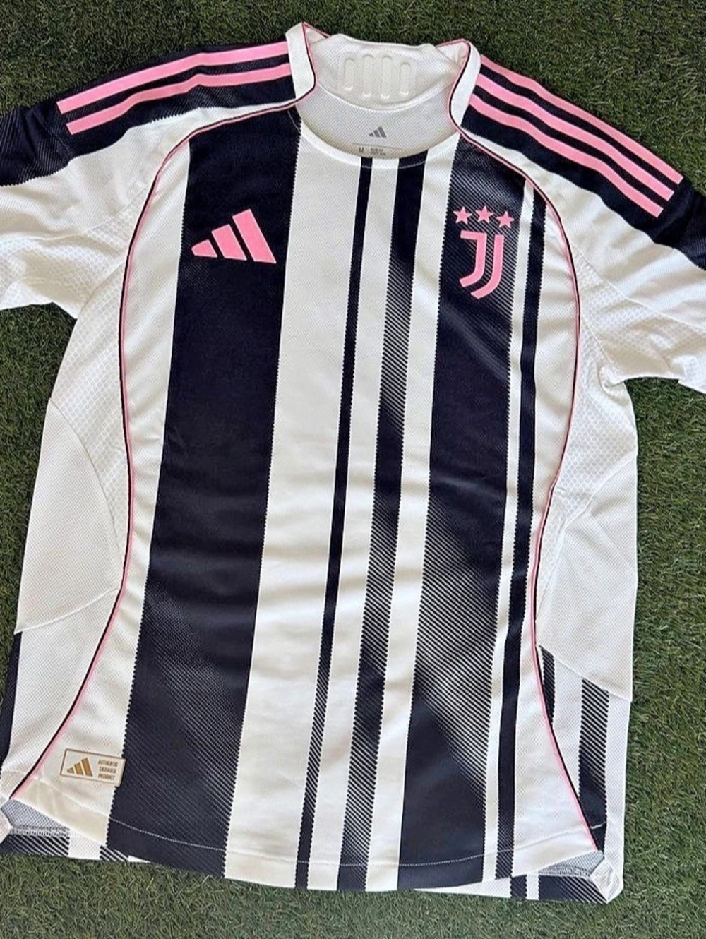 Authentic adidas Juventus 25/26 Home Jersey